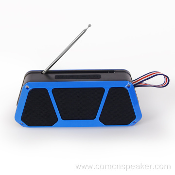 Outdoor wireless speaker with FM radio